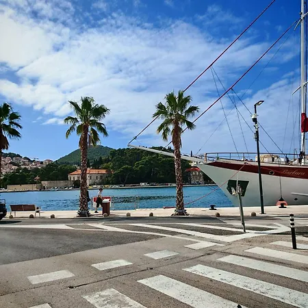 Gostinjska kuća Hariett 4*