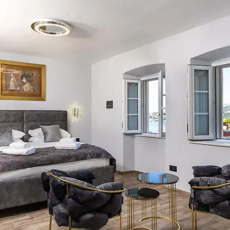 Pensjonat Hariett 3*